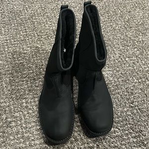 Men’s Ugg Boots - Size 12